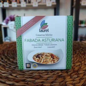 Fabada asturiana, Laurel