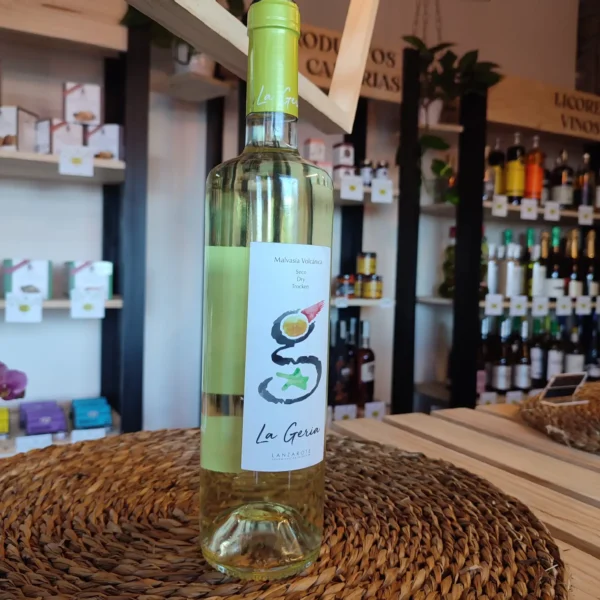 Vino blanco seco · Malvasía volcánica, La Geria - Imagen 2
