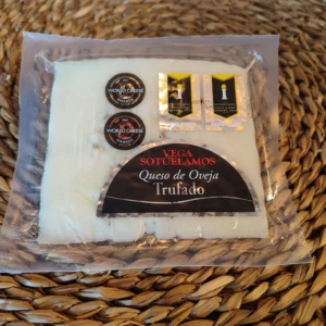 Queso de oveja trufado, Vega Sotuelamos